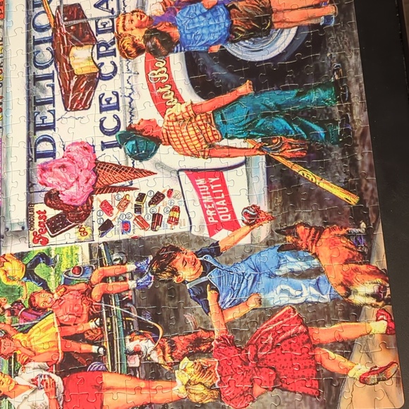 Back To The Past 750 piece puzzle - Picture 4 of 15